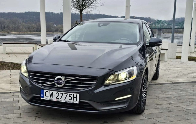 Volvo V60 cena 41900 przebieg: 192000, rok produkcji 2013 z Urzędów małe 562